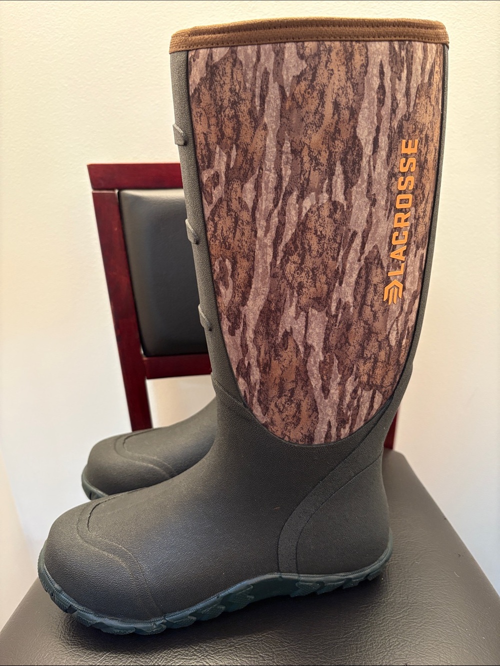 New LaCrosse Men’s Alpha Lite 16” Mossy Oak Bottom Hunting Camo Rain & Snow Boot